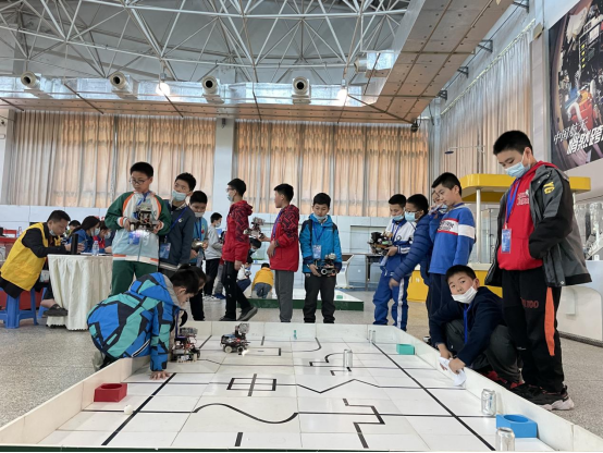 2021年第十六屆福州市青少年機器人競賽簡報