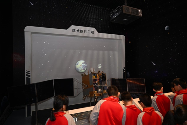 “探索科技，啟迪未來”——福州科技館流動(dòng)科普展品巡展正式啟航