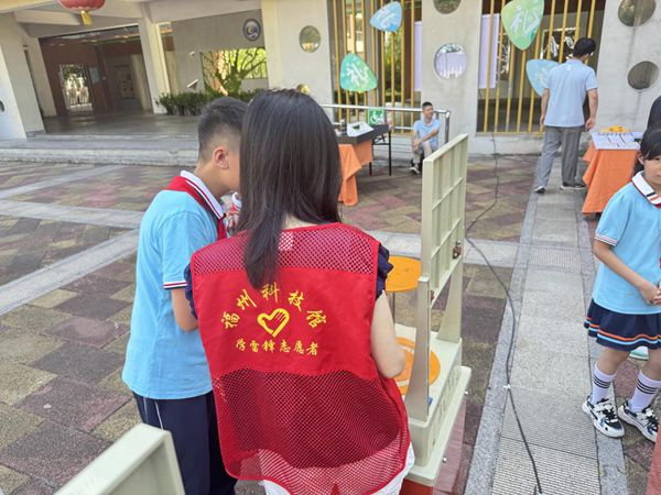 “科普啟航金港灣，探索逐夢(mèng)新天地”—— 倉(cāng)山區(qū)金港灣實(shí)驗(yàn)學(xué)校與科學(xué)的奇妙邂逅