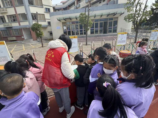 “童心探科學(xué)，智慧創(chuàng)未來”——連江縣琯頭中心小學(xué)相約福州科技館共探趣味科學(xué)之約