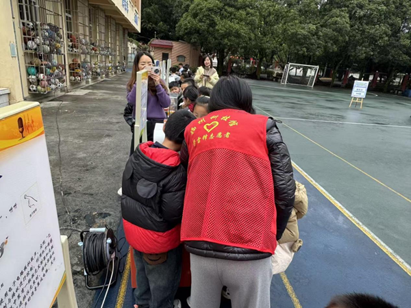 “智趣科學(xué)，快樂成長(zhǎng)”——華南實(shí)驗(yàn)小學(xué)相約福州科技館共尋科學(xué)佳境