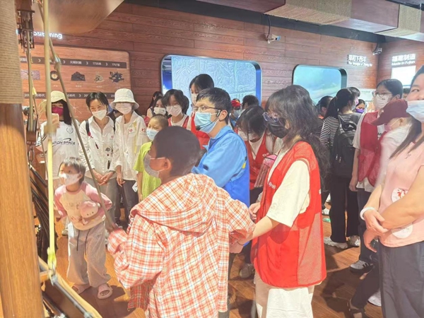 福州科技館攜手福建省助困公益協會開展特殊兒童科普關愛行動 福州科技館攜手福建省助困公益協會開展特殊兒童科普關愛行動