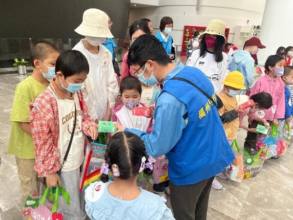 福州科技館攜手福建省助困公益協會開展特殊兒童科普關愛行動 福州科技館攜手福建省助困公益協會開展特殊兒童科普關愛行動