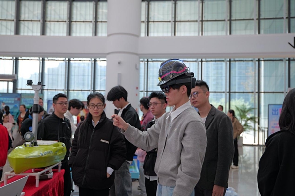 “智匯青春！創(chuàng)享未來” 第十五屆在榕高校大學生科學藝術展演頒獎典禮圓滿落幕