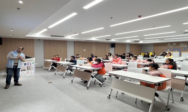 探索航天科技，培育未來人才?。Ｖ菘萍拣^航天主題活動回顧
