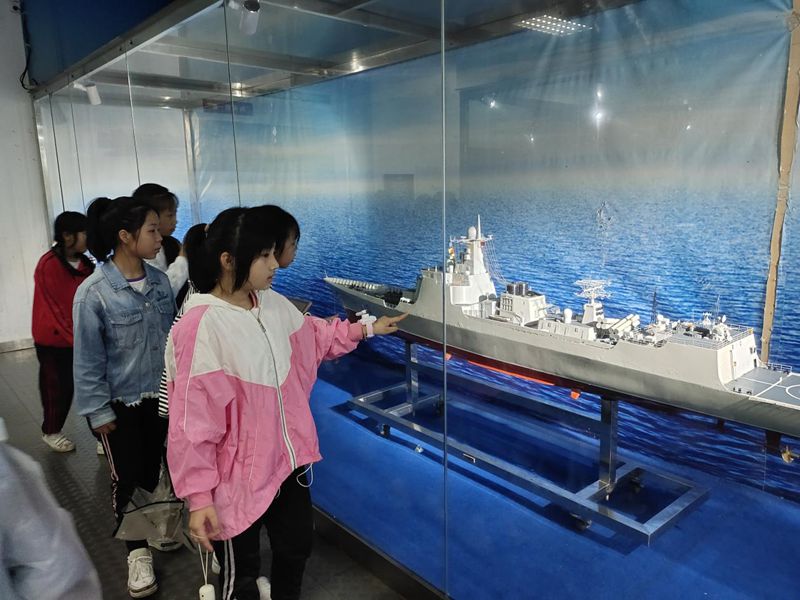 福州市亭江小學進入龍翔科普教育基地