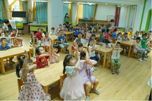 臺江區(qū)寧化幼兒園分園聯(lián)合福州科技館眼健康分館舉辦2022年福州市全國科普日活動