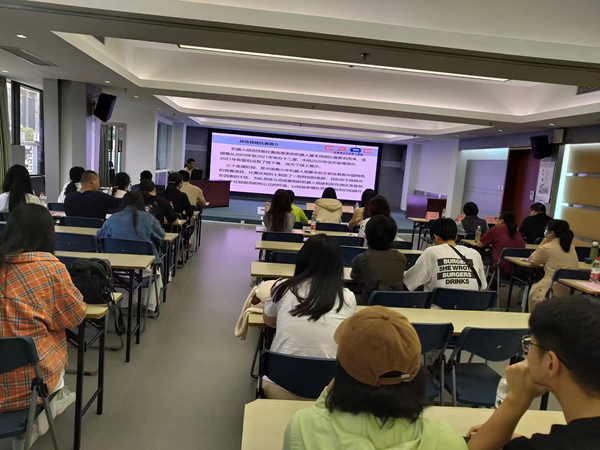 福州科技館舉辦第十九屆福州市青少年機器人競賽指導教師培訓班