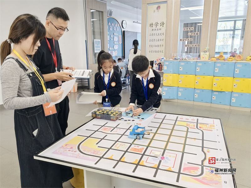 第二十屆福州市青少年機器人競賽圓滿落幕——線上線下雙軌聯(lián)動 近3500名青少年點燃科創(chuàng)熱情