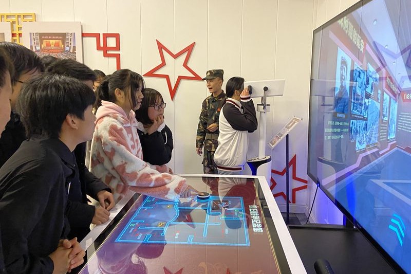 “回望百年黨史，中國(guó)共產(chǎn)黨領(lǐng)導(dǎo)科技發(fā)展”福建龍翔科普教育基地2022年黨建館活動(dòng)簡(jiǎn)報(bào)