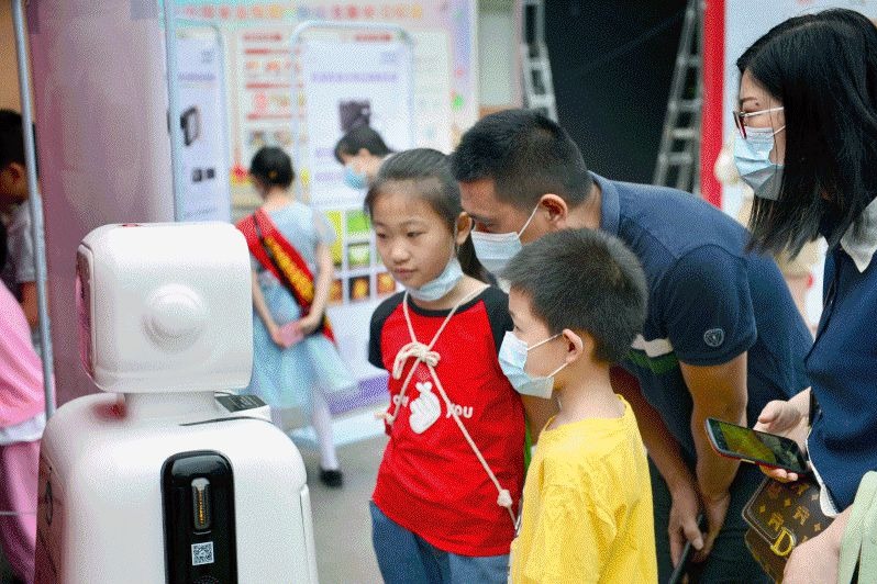 2021年福州市科技活動周開幕，眼健康科普體驗吸引百人圍觀
