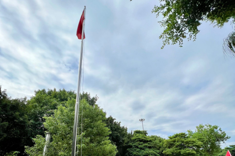 福州科技館舉行升旗儀式 慶祝中華人民共和國(guó)成立73周年
