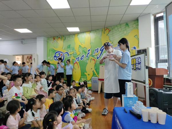 四進(jìn)科普丨口腔講座走進(jìn)耶魯麗景天成幼兒園
