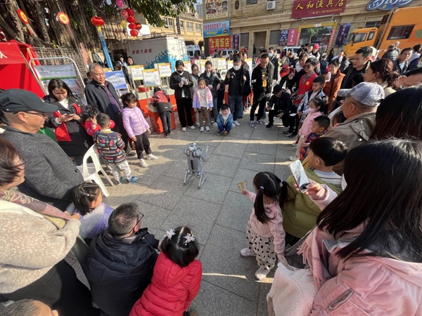 科普大篷車走進連江縣潘渡鎮(zhèn)貴新社區(qū)