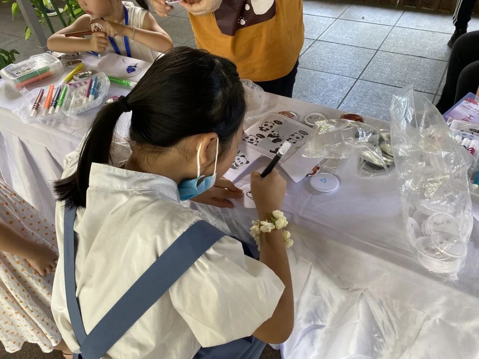 福州科技館舉行全國(guó)科普日科普?qǐng)鲳^“1+N”志愿服務(wù)活動(dòng)