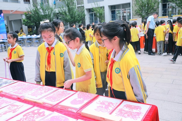 2024年“筑夢未來”大型科普活動暨“閩都科普校園行”在永泰縣第三實驗小學順利舉辦