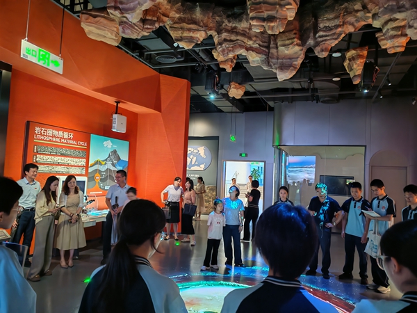校館合作教學(xué)新模式，開啟科普新旅程