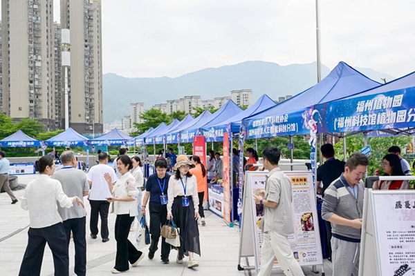 2025年福州市科技活動周主會場活動在福州科技館啟動