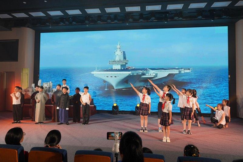 當(dāng)科學(xué)家故事被少年搬上舞臺(tái)：一場(chǎng)跨越時(shí)空的“精神接力”在晉安上演