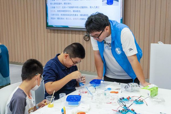 “弘揚(yáng)科學(xué)志，妙手探真知”系列活動（第一期）|“哪吒實(shí)驗室——探秘哪吒中的科學(xué)魔法”活動完美落幕