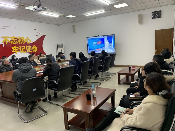 福州科技館組織觀看黨風(fēng)廉政教育警示片《瘋狂斂財?shù)闹袑W(xué)校長》