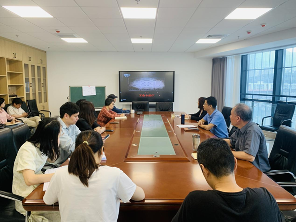 福州科技館貫徹落實“中央八項規(guī)定”精神學習教育，組織觀看廉政教育警示片